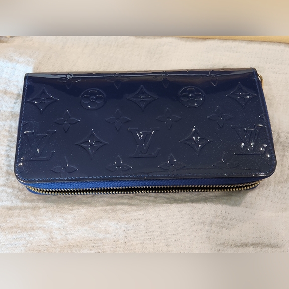 Louis Vuitton Monogram Vernis Zippy Wallet Grand Bleu Blue Card Holder Clutch - Picture 4 of 12